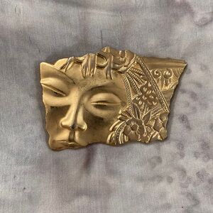 Vintage Gold Tone Pin